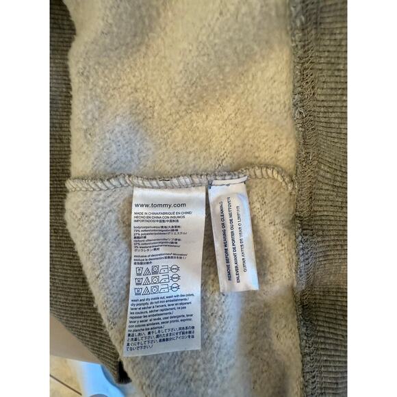 Tommy Hilfiger Vintage Grey Crewneck Logo Y2K Pullover Sweatshirt Sz L - Picture 4 of 6